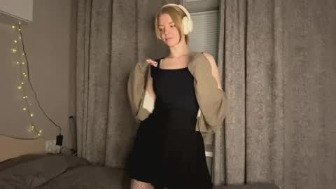 Snapshot of cristinekondo chatting on 1, 4, 2026 Marry online show from 1, 4, 2026