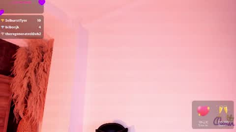 Snapshot of cristinerain chatting on 7, 7, 2026 CristineRain online show from 7, 7, 2026