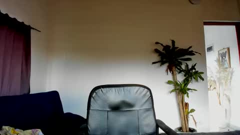 Snapshot of cristobal12cock chatting on 21, 4, 2026 Cristian online show from 21, 4, 2026
