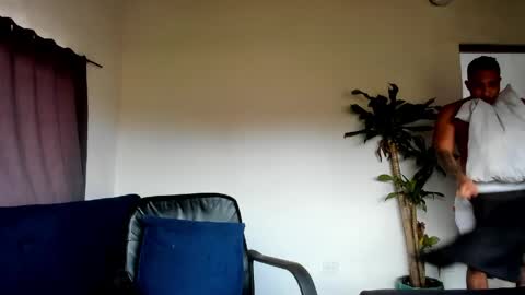Snapshot of cristobal12cock chatting on 28, 4, 2026 Cristian online show from 28, 4, 2026