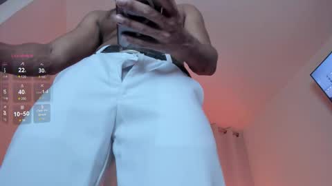 Snapshot of criston_monrrone chatting on 11, 11, 2025 Criston online show from 11, 11, 2025