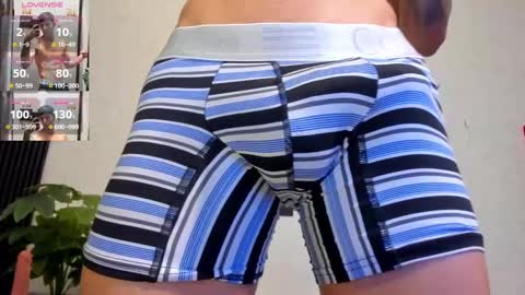 cristopher23  online show from 22, 1, 2025