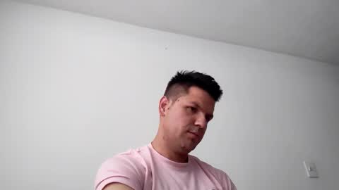 cristopher3042 online show from 5, 2, 2025