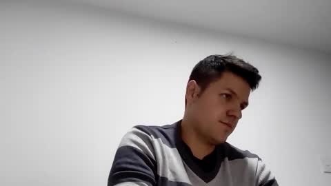 cristopher3042 online show from 20, 2, 2025