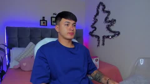 Cristopher online show from 8, 1, 2025