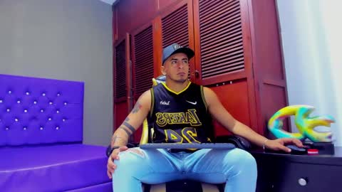 Snapshot of cristophertompson chatting on 13, 1, 2025 Say me Cris online show from 13, 1, 2025