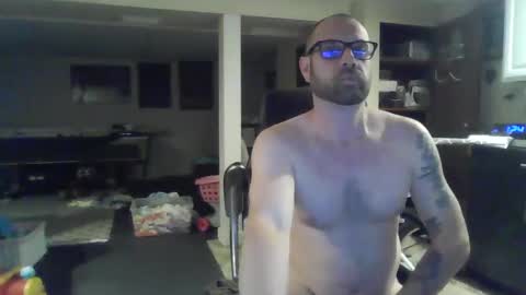Snapshot of crm400 chatting on 8, 5, 2026 billybasement online show from 8, 5, 2026
