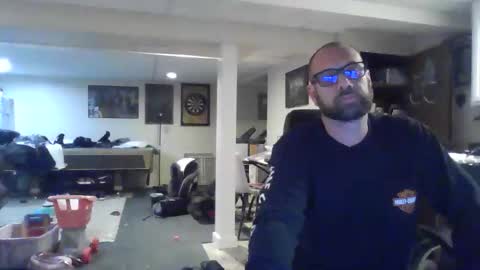 Snapshot of crm400 chatting on 23, 5, 2026 billybasement online show from 23, 5, 2026