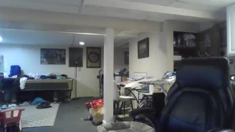 Snapshot of crm400 chatting on 14, 6, 2026 billybasement online show from 14, 6, 2026