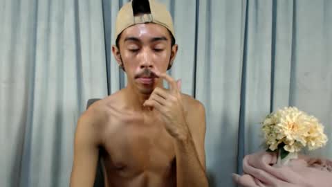 crocodale online show from 10, 3, 2026