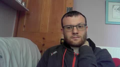 Snapshot of cropper4fun chatting on 27, 9, 2025 Cropper online show from 27, 9, 2025