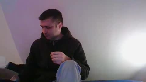 Snapshot of crush380 chatting on 6, 3, 2026 Crush380 online show from 6, 3, 2026