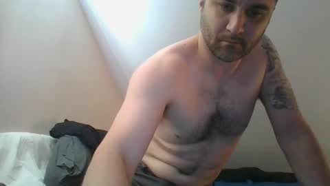 Snapshot of crush380 chatting on 27, 4, 2026 Crush380 online show from 27, 4, 2026