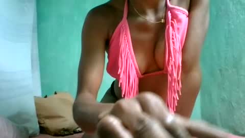 Snapshot of crushlove069 chatting on 14, 6, 2026 crushlove069 online show from 14, 6, 2026