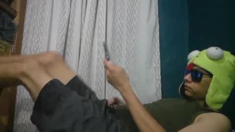 cry_guy online show from 18, 7, 2026