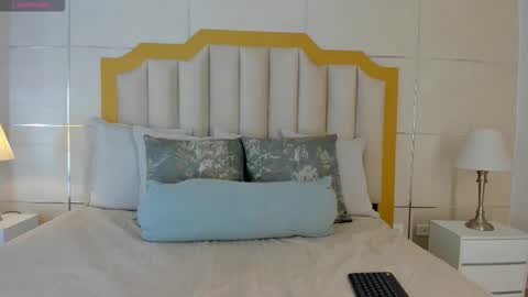 Crystal Rose  online show from 11, 2, 2026