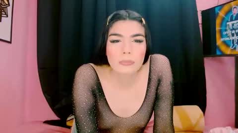 Instagram cristal espinosa1 online show from 19, 10, 2025