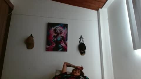 Crystal Blaze online show from 15, 4, 2026