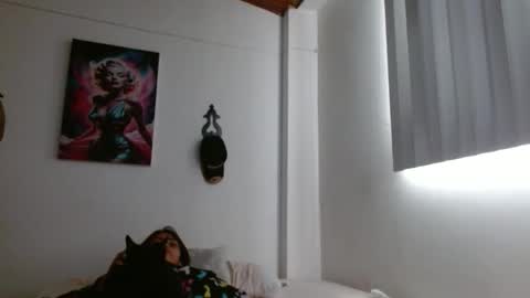 Snapshot of crystal_starx chatting on 17, 4, 2026 Crystal Blaze online show from 17, 4, 2026