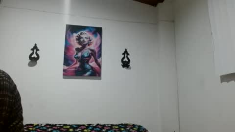 Snapshot of crystal_starx chatting on 8, 6, 2026 Crystal Blaze online show from 8, 6, 2026