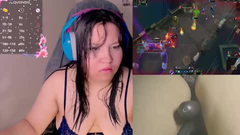 Snapshot of crystal_velvet01 chatting on 5, 12, 2024 crystal online show from 5, 12, 2024