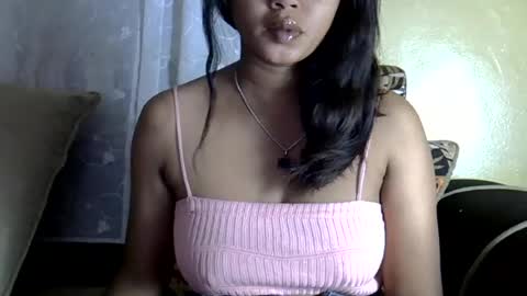 Snapshot of crystalbellax chatting on 7, 7, 2026 crystalbellax online show from 7, 7, 2026