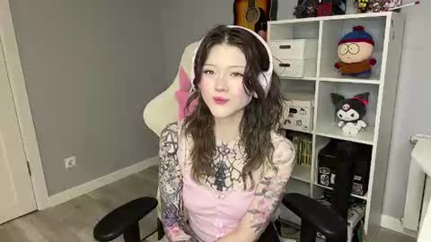 Snapshot of crystaleve2 chatting on 13, 7, 2026 Luna online show from 13, 7, 2026