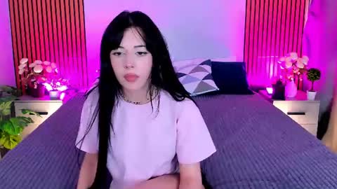Snapshot of crystall0ve chatting on 29, 7, 2026 crystall0ve online show from 29, 7, 2026