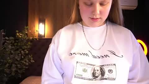 Snapshot of crystallpaws_ chatting on 21, 5, 2026 crystallpaws_ online show from 21, 5, 2026