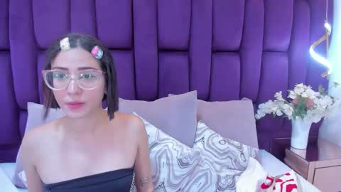 Snapshot of crystalstonee1 chatting on 12, 2, 2026 Crystal online show from 12, 2, 2026