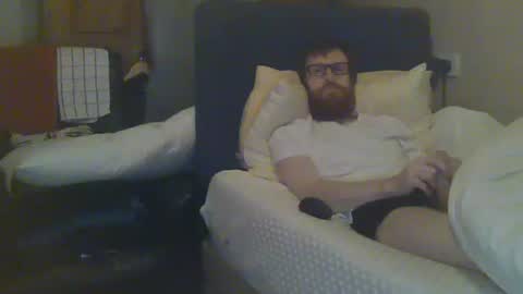 Snapshot of cs014g8493 chatting on 6, 1, 2025 chris online show from 6, 1, 2025