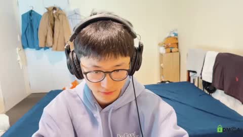 Snapshot of ctu28 chatting on 18, 12, 2024 ctu28 online show from 18, 12, 2024