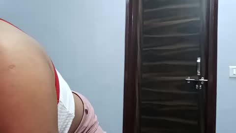 cuddlemuffins online show from 20, 3, 2026