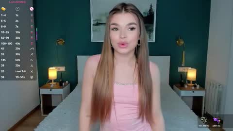 Snapshot of cuddles_jane chatting on 26, 3, 2026 Silvia online show from 26, 3, 2026