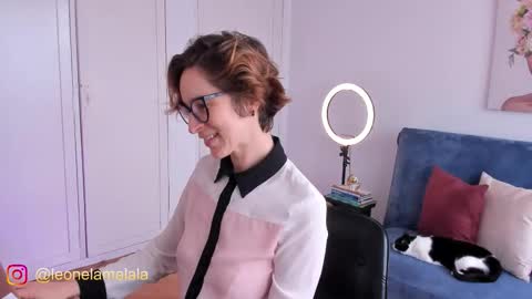 Leonela online show from 4, 11, 2025