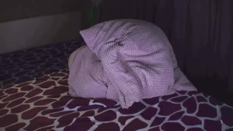 Snapshot of cum_angel00 chatting on 9, 3, 2025 Angel Cums room online show from 9, 3, 2025