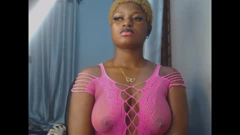 Snapshot of cum_ebony_petitxx chatting on 25, 6, 2026 cath online show from 25, 6, 2026