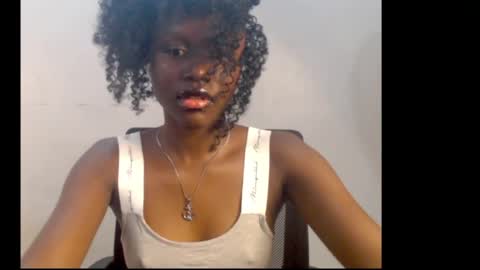 sophie online show from 17, 4, 2026