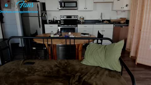 Quinn online show from 15, 10, 2025