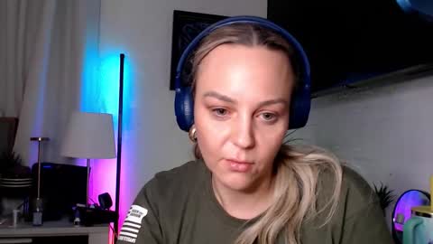 Snapshot of cumguzzlingskank chatting on 16, 3, 2026 cumguzzlingskank online show from 16, 3, 2026