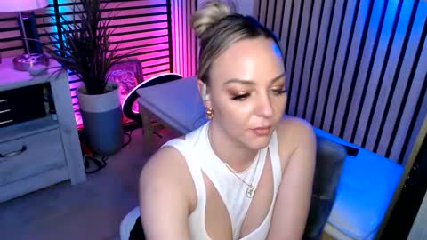 Snapshot of cumguzzlingskank chatting on 6, 4, 2026 cumguzzlingskank online show from 6, 4, 2026