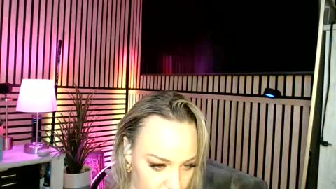 Snapshot of cumguzzlingskank chatting on 6, 4, 2026 cumguzzlingskank online show from 6, 4, 2026