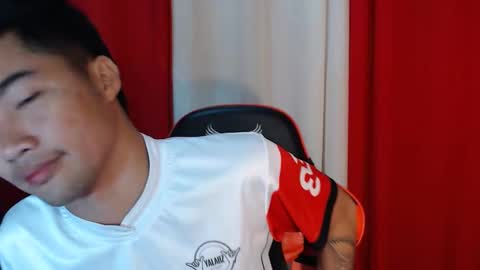 Snapshot of cumhavefun25 chatting on 4, 5, 2026 ask me online show from 4, 5, 2026