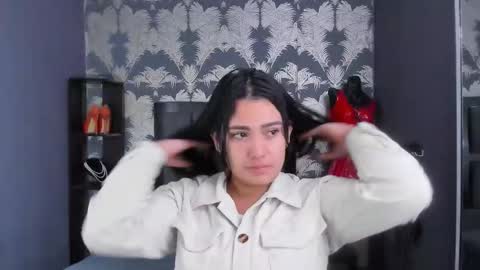 Snapshot of cumming_tiffani chatting on 2, 10, 2025 cumming tiffani online show from 2, 10, 2025