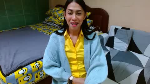 Leah Vergara online show from 16, 12, 2024