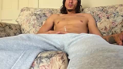 Snapshot of cumplay2323 chatting on 3, 11, 2025 cumplay2323 online show from 3, 11, 2025