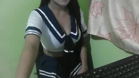 cumwhore4uxox online show from 24, 11, 2025