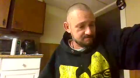 Snapshot of cuntreeboy68 chatting on 23, 12, 2024 Bash online show from 23, 12, 2024