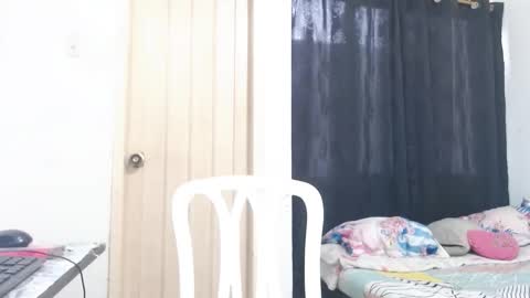 dominic and julieta... independent models online show from 17, 1, 2026