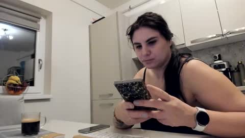 maria  alex online show from 15, 4, 2026